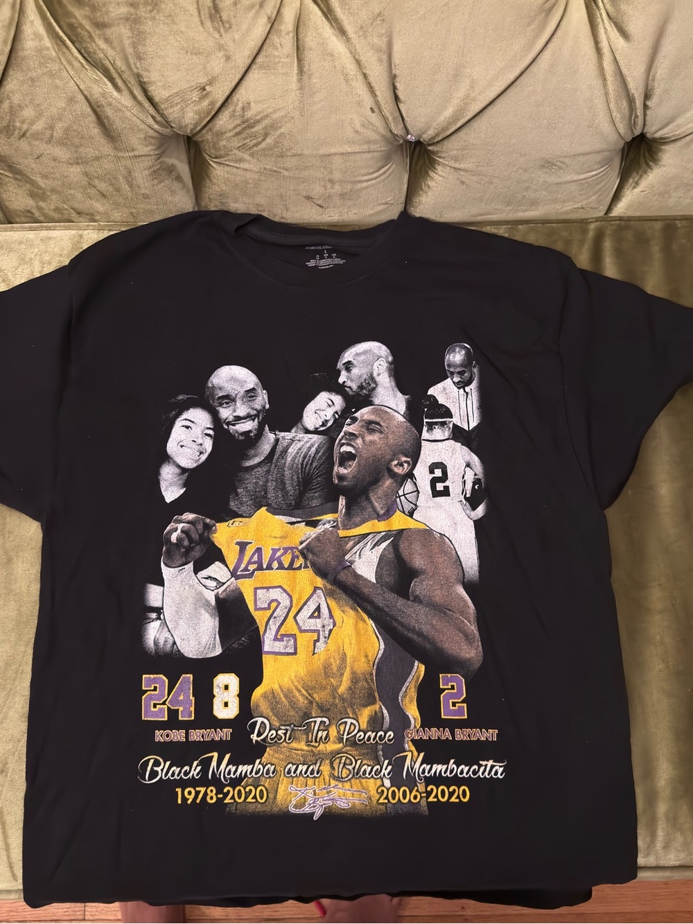 Black Memorial Lakers Tribute T-Shirt - Black/Yellow